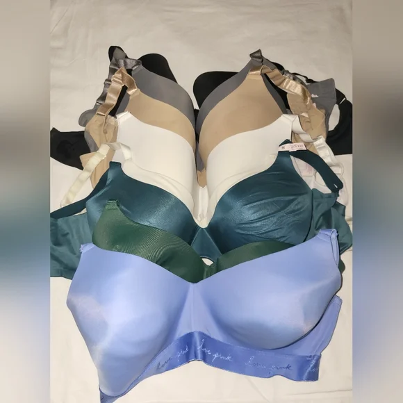 4 Victoria secret and 4 treasure bras* - Picture 2 of 3
